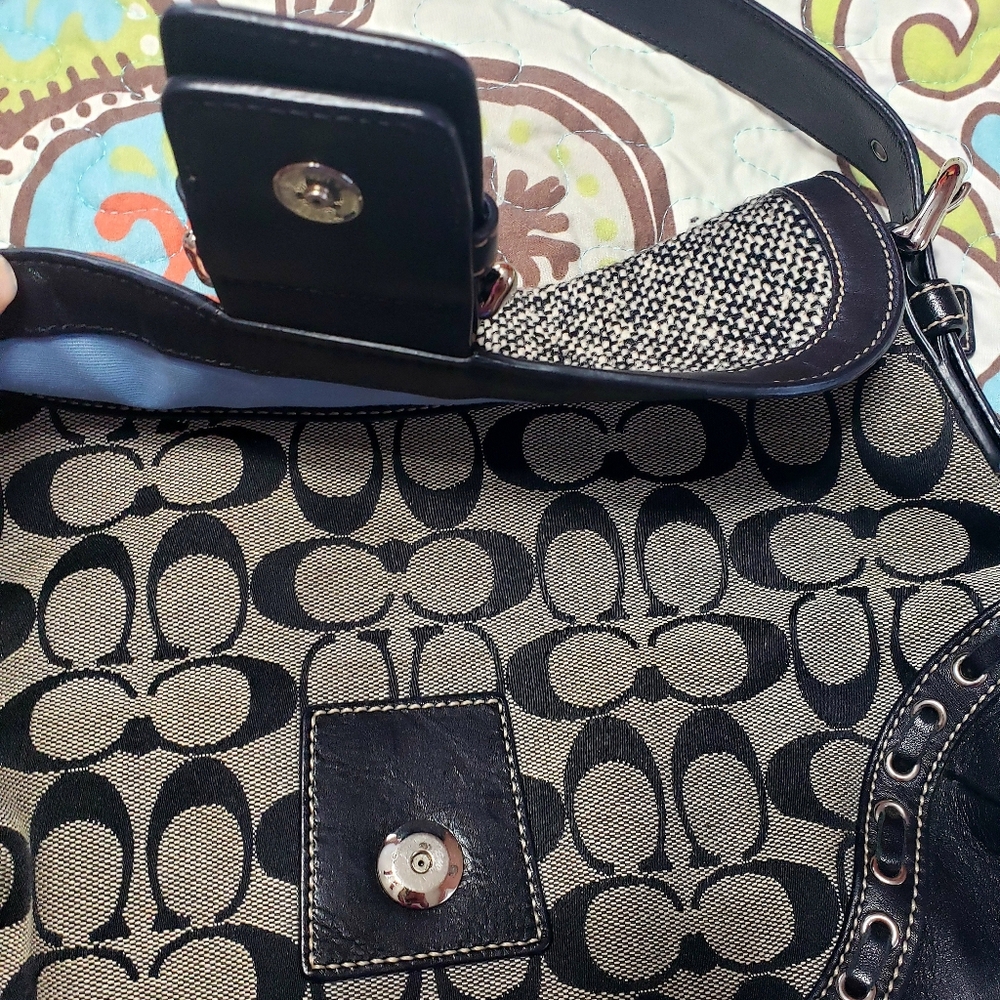 Coach Purse - Picture 3 of 6